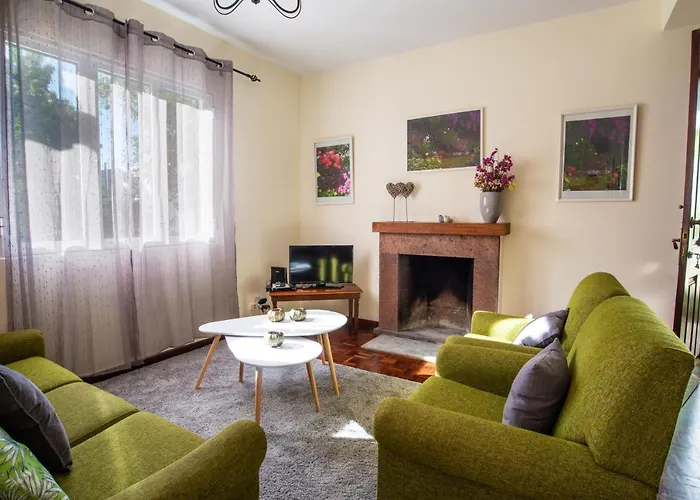 Cosy Nook בית נופש *